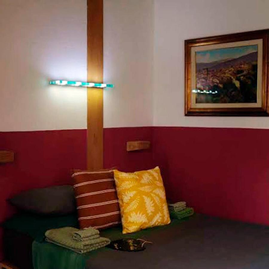 Al Giardino Degli Artisti Bed & Breakfast Cairo Montenotte Bagian luar foto